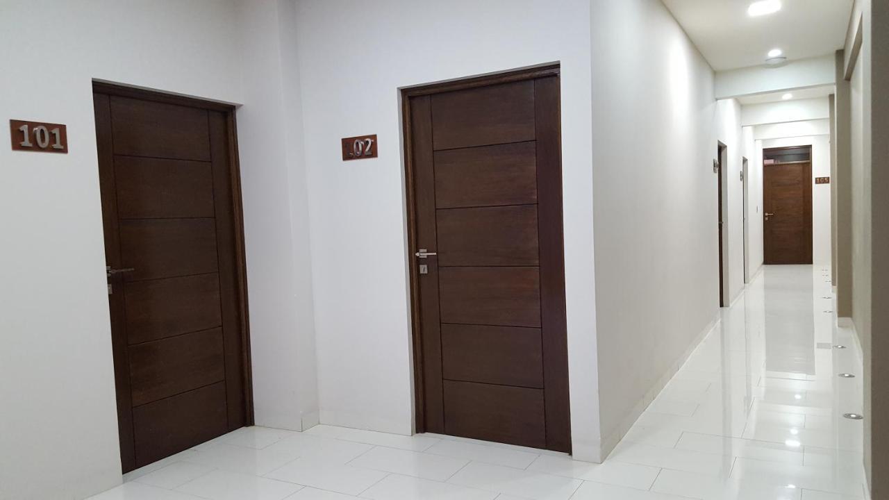 Hotel Galarza Cochabamba Bagian luar foto