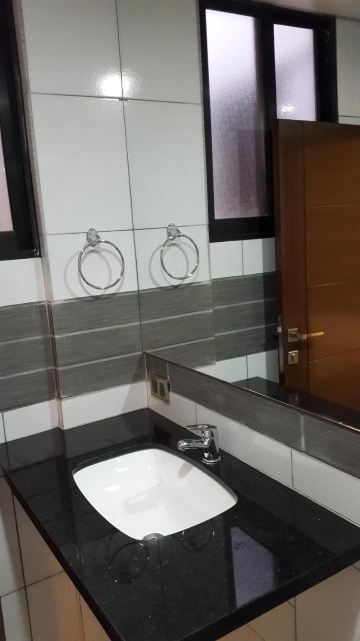 Hotel Galarza Cochabamba Bagian luar foto